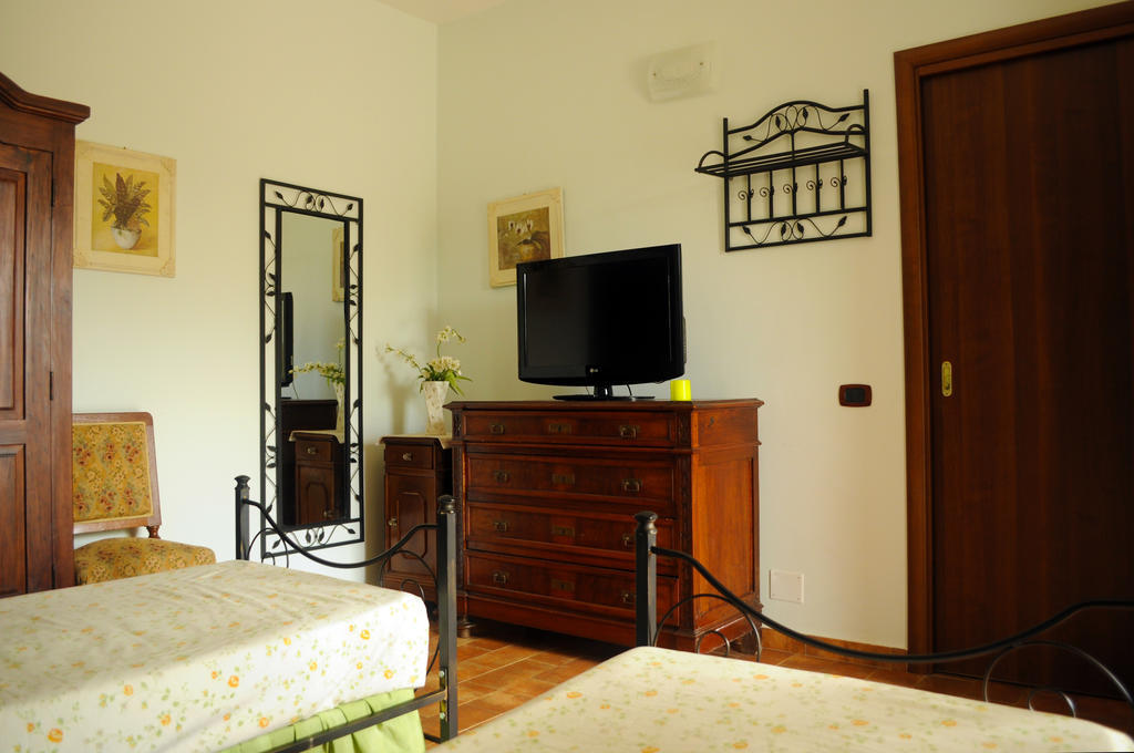 Tenuta Bellaprima Caltagirone Niscemi Δωμάτιο φωτογραφία