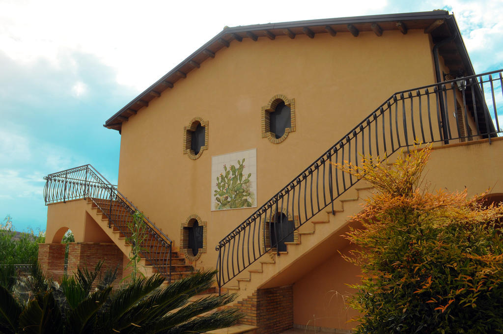 Tenuta Bellaprima Caltagirone Niscemi Εξωτερικό φωτογραφία